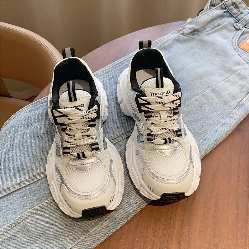 Универсальные дышащие сетчатые кроссовки легкие с мягкой подошвой амортизирующие беговые кроссовки женские 2025 новый весенне-осенний толстоподошвенные папины кроссовки женские