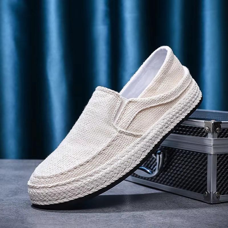 Fashion Man's Canvas Shoes Summer Lightweight Breathable Men Flats Shoes Loafers Lazy Linen Cloth Casual Walking Footwear Zapatos Hombre