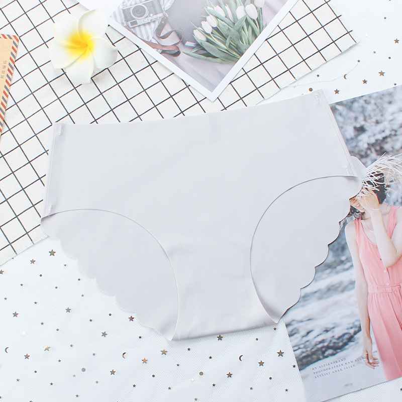 Womens Seamless Panties Soft Underwear Scalloped Trim Panties Bikini Panty for Ladies Breathable Hipster Stretch Panty Underpants