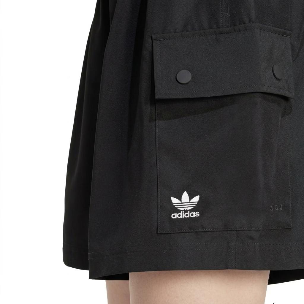 adidas Женские плетеные шорты Originals ESS C Woven Shorts JD1514