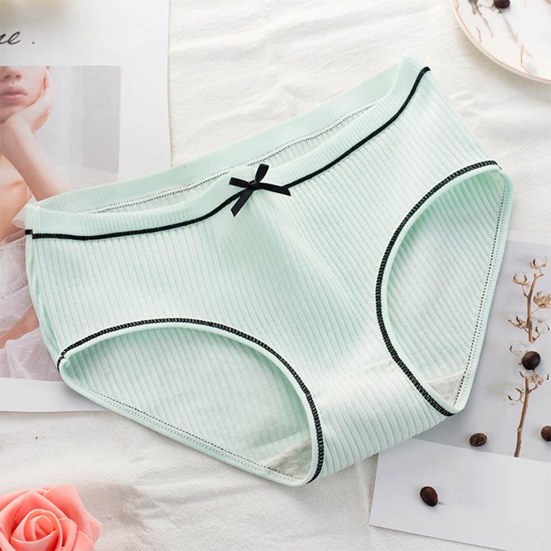 Женские трусики из хлопка с милым бантиком