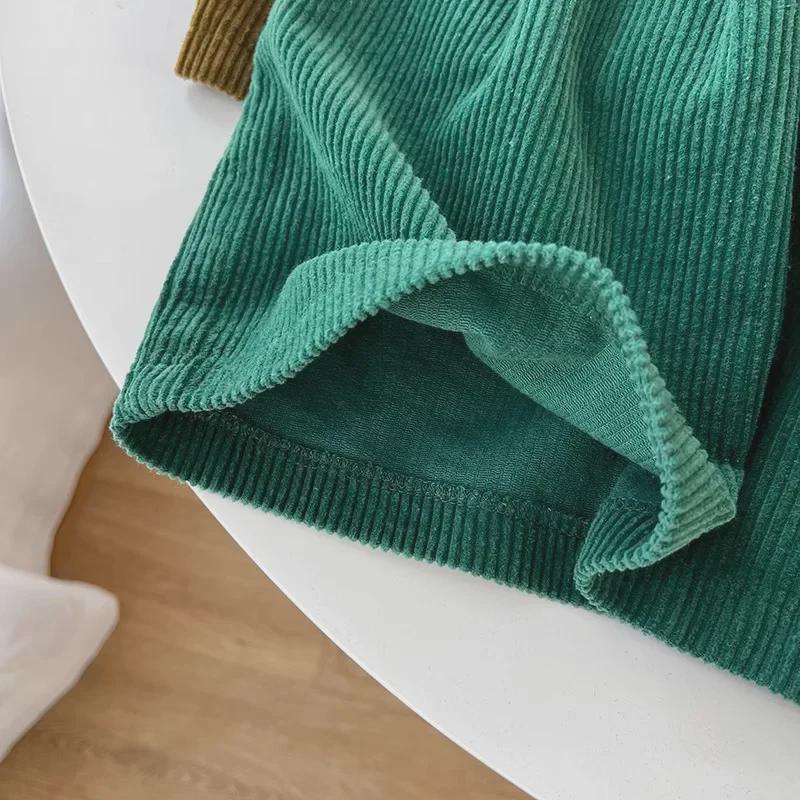 Шорты А-силуэта из вельвета в стиле ретро с высокой талией: Женские повседневные брюки широкого кроя на осень/зиму 2025 г.