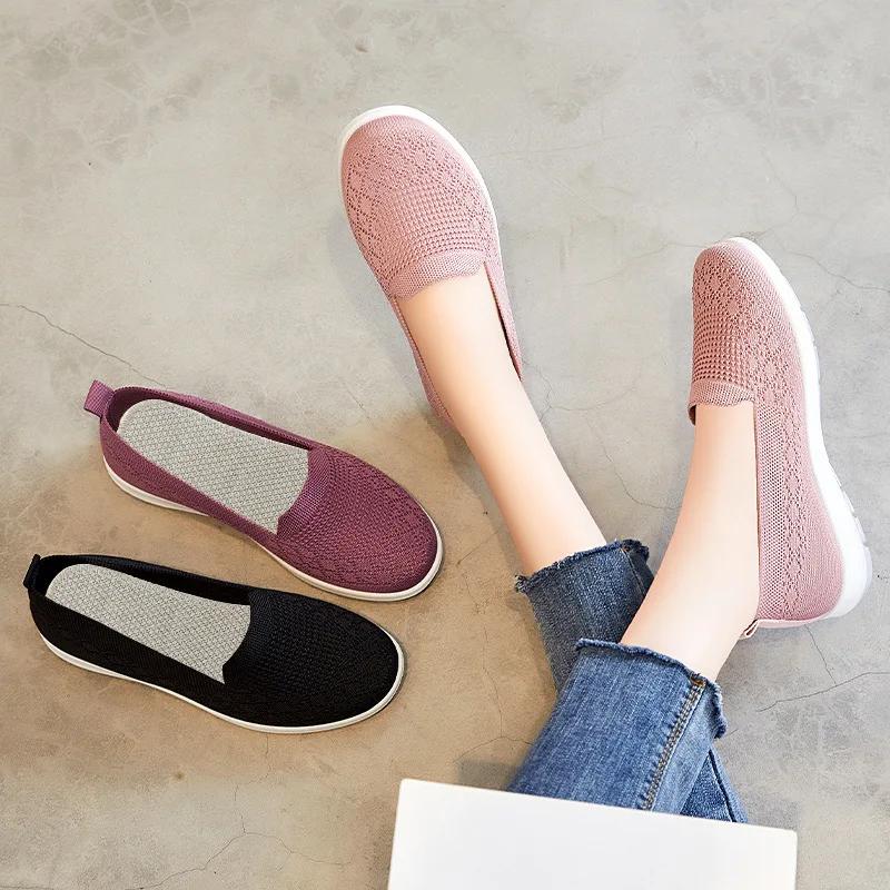 2024 Новые женские туфли из ткани Beijing Cloth Casual Breathable Flat Sole Single Soft Sole Shoes Mom Shoes Pink Women Casual Shoes