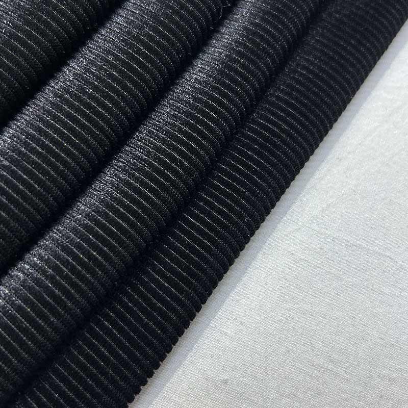 Летние однотонные тонкие длинные платья с бретельками на бретельках