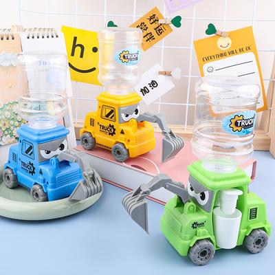 Детский мультяшный инженерный автомобиль Диспенсер для воды Игрушка для мальчика Девочки Игрушка для игры в домик Экскаватор Можно нажимать Из Диспенсера для воды