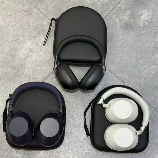 В наличии Bluetooth-наушники SON.Y-WH-1000XM6 с шумоподавлением и 5D амбушюрами.