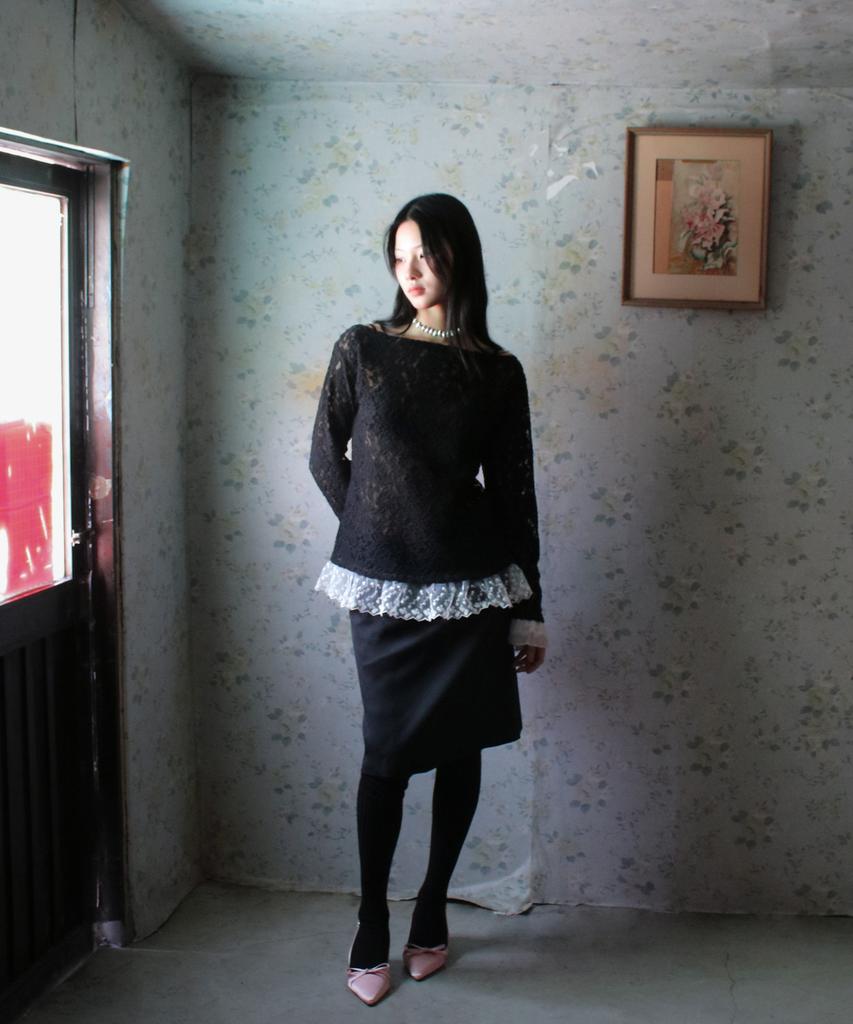 RUBATI Sofia Boat Neck Frill Lace Long Sleeve T-Shirt_Black