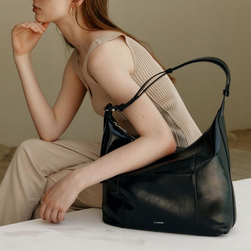 Joy Gryson Hobo Bag Lw4sd4760 10
