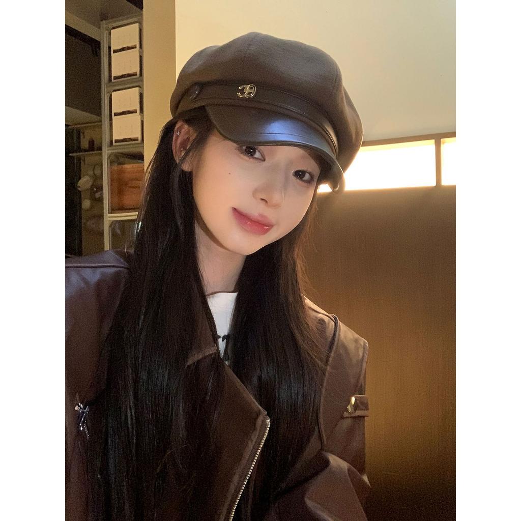 New Woolen Cap Female Black Casual Retro Versatile Painter Beret Showing Face Small Star Anise Hat