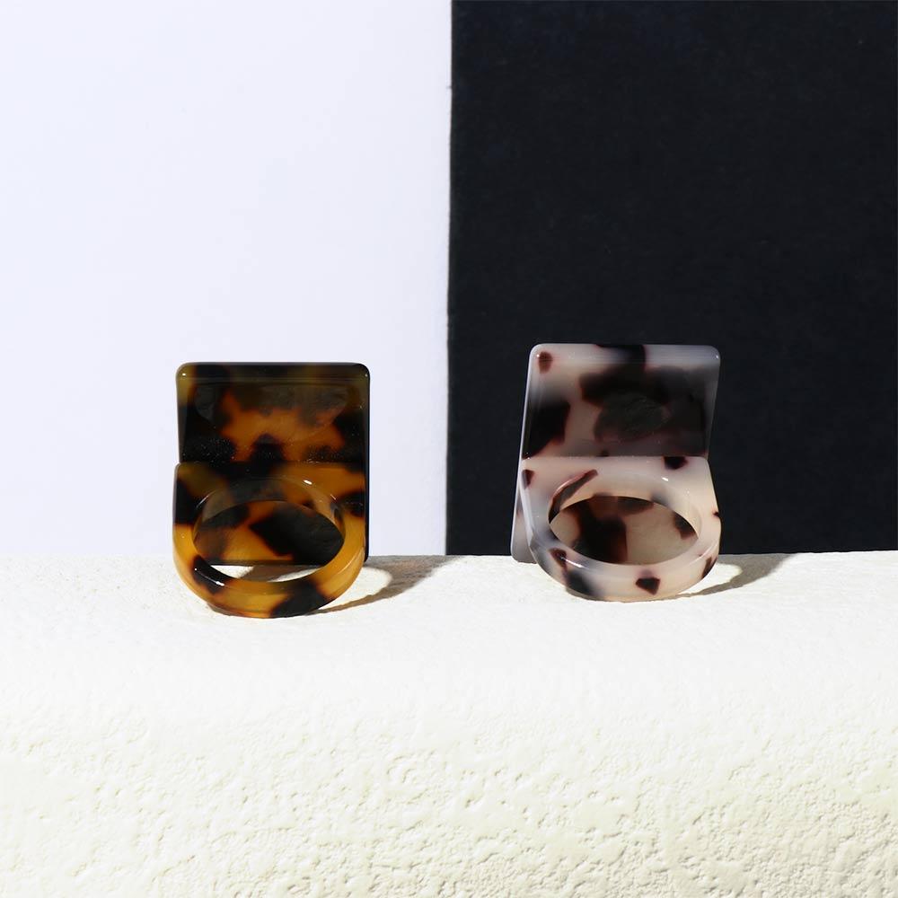 Женские Геометрические Прямоугольные Большие Элегантные Кольца на Палец с Леопардовым Узором Модные Украшения Смоляные Кольца