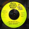 7-дюймовая пластинка MARK WONDER - Jah Never Fail I NONE Zagalou Records Ямайка Регги, Ска и Даб Б/У