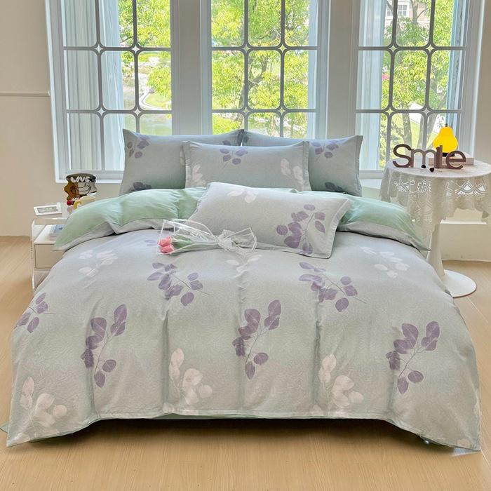 Комплект из четырех предметов из хлопка с принтом «Новый принт» 2025 года.