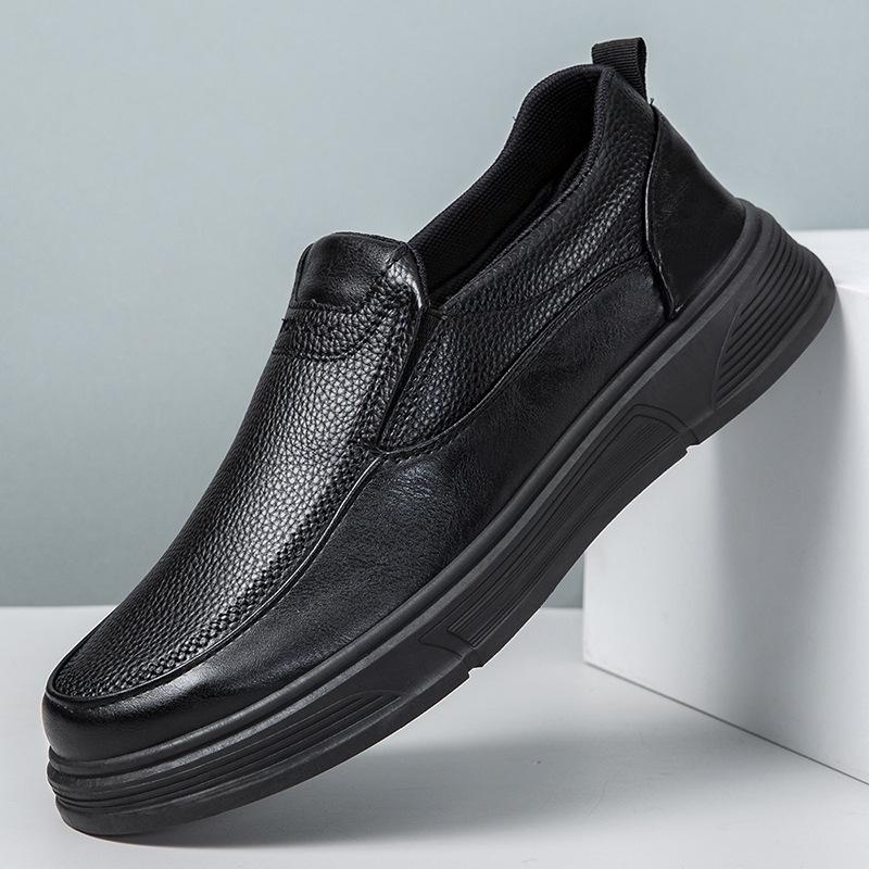 Кожаная обувь флисовая утепленная теплая свободная обувь для отца мягкая подошва на одной педали флис легкая повседневная для пожилых хлопковая обувь