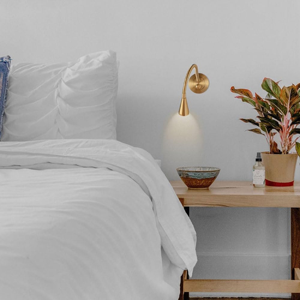 Golden wall mounted LED reading lamp bendable gooseneck press switch bedside lamp 3000K warm light bedroom decorative wall lamp