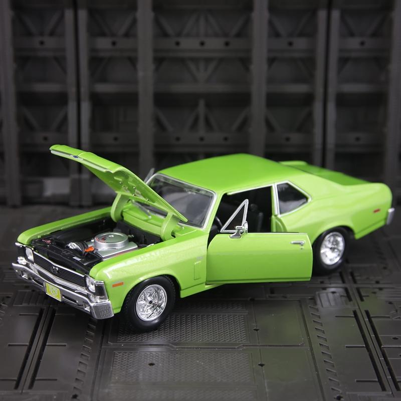 Maisto 1:24 Chevrolet Nova SS alloy car model doors and hood can be opened suitable for collection and can be given as a gift