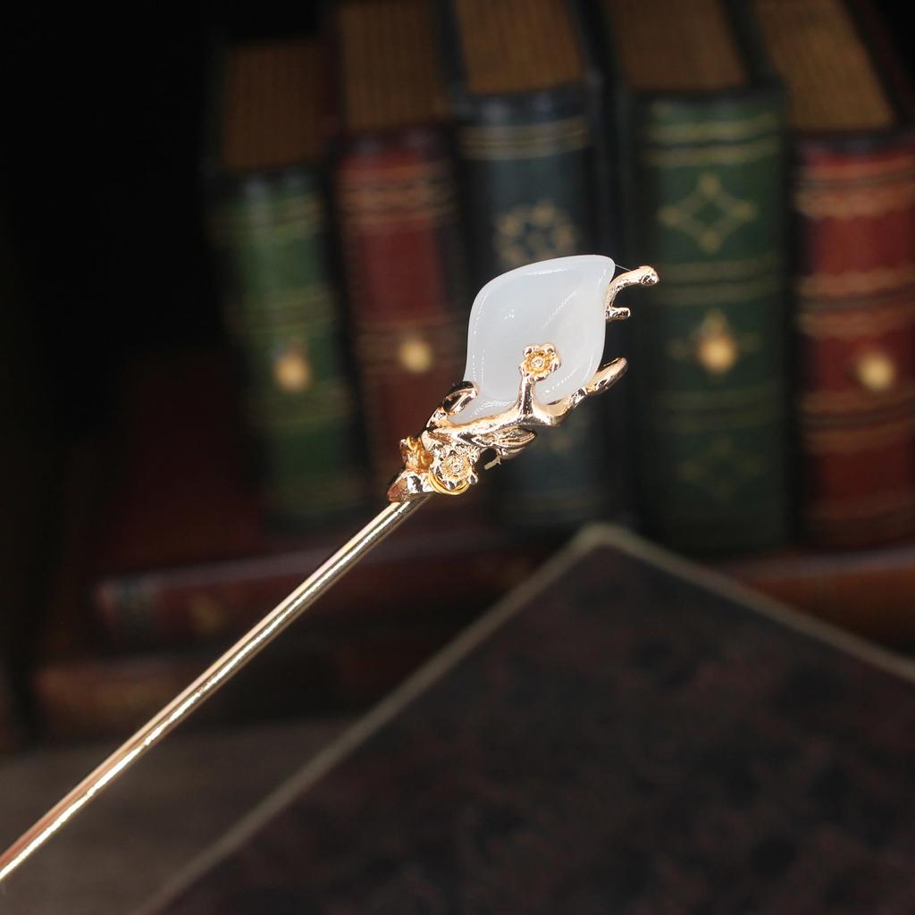 Vintage Metal Flower Hairpin For Women Antique Hair Stick For Girl Hair Clip Costume Chinese Hanfu Hair Accessories Bun Maker