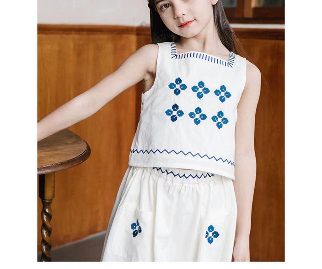 Комплект из корейской юбки и жилета с вышивкой в лесном стиле для девочек весна/лето