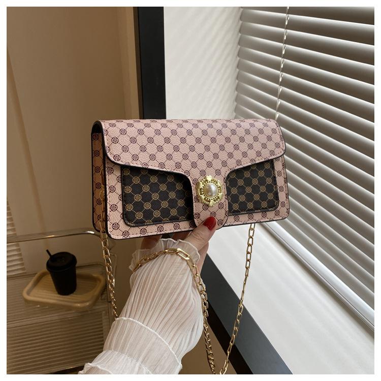 Простая повседневная модная маленькая сумка женская 2024 новый тренд ретро сумка через плечо повседневная цепочка через плечо маленькая квадратная сумка