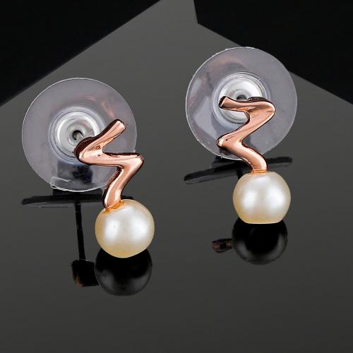 Estele Women's Sparkling Pearl Rose Gold Plated Stud Earrings