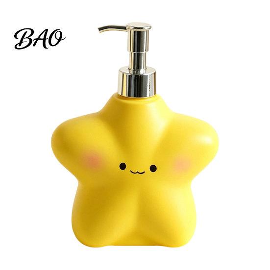 Versatile Soap Container 400ML Cartoon Star Dispenser with Plastic Pump, Refillable Liquid Hand Container, Empty Shower Gel Lotion Bottle for Bathroom