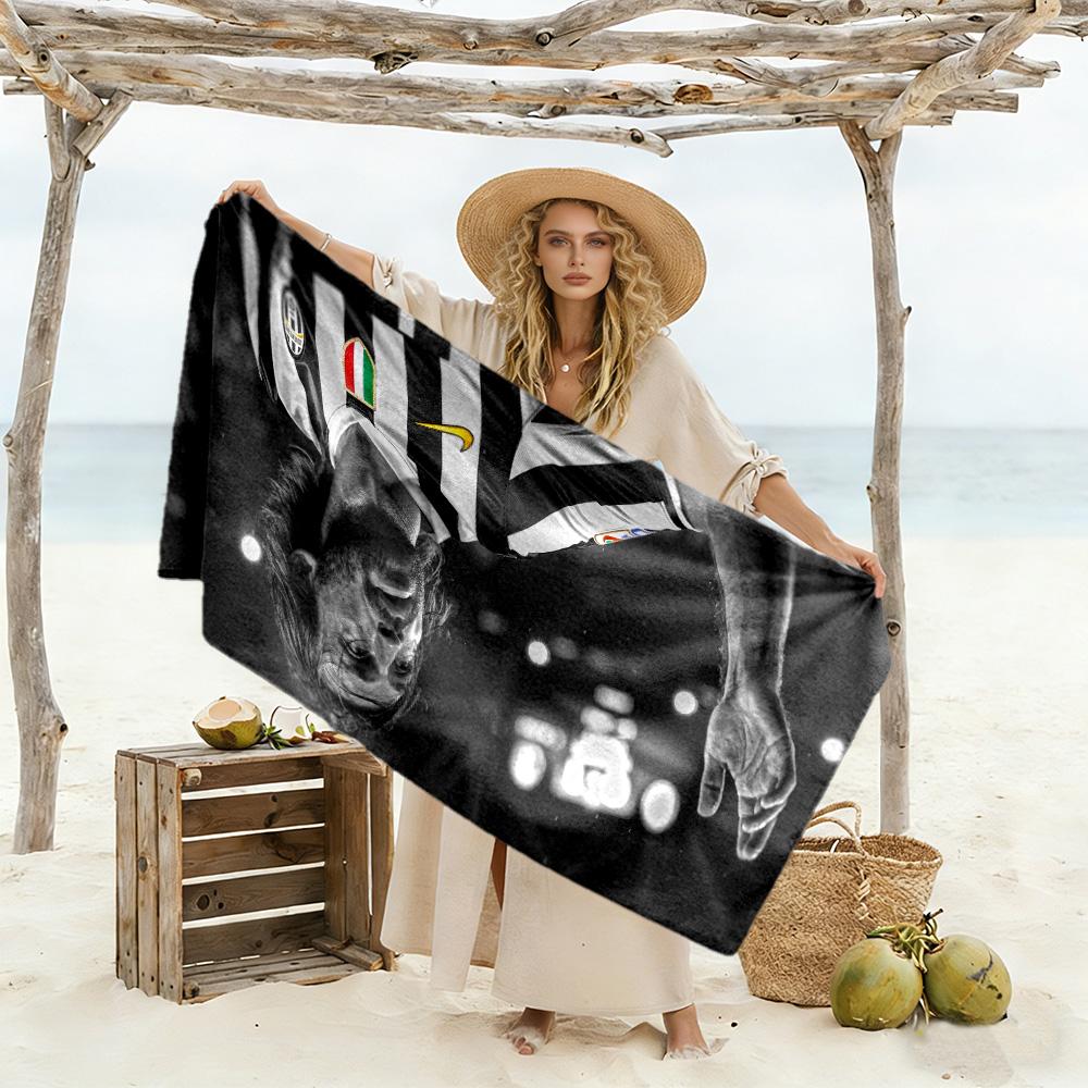 Juventus Player Action Beach Towel High Absorbency & Quick-Dry Comfortable Lightweight