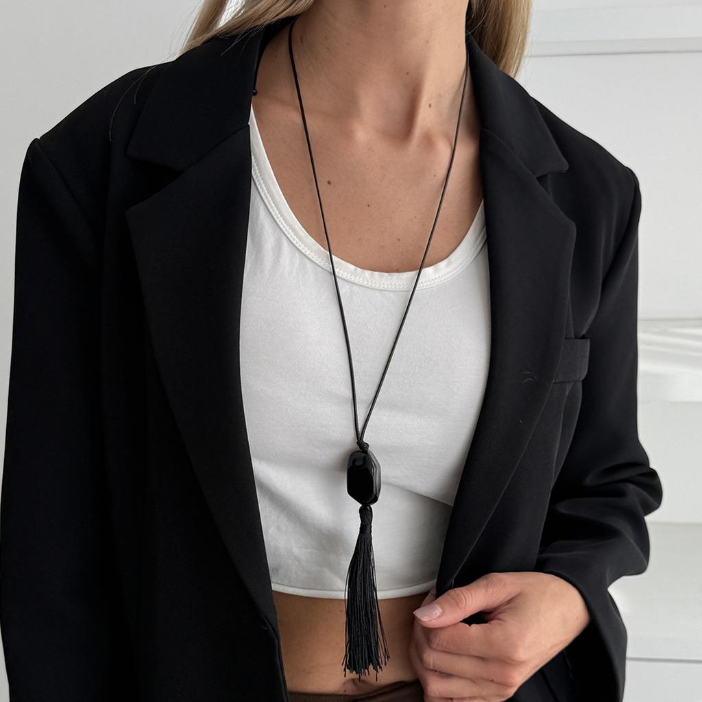 Fashionable Black Resin Beaded Fringe Necklace With Versatile Length Adjustment Ideal For Gift And Parties