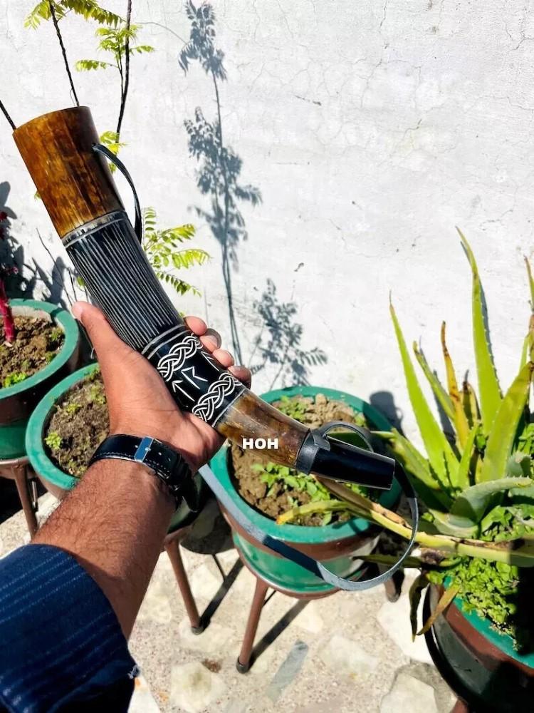 Средневековый БОЕВОЙ РОГ ВИКИНГОВ боевая труба Ручная гравировка Духовой рог 16 дюймов Подарок натуральный рог Горн Охотничий инструмент Подарок Декор