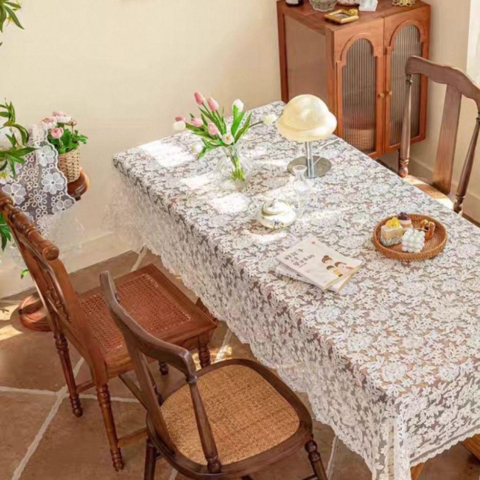 Lace Tablecloth, Polyester Rectangular High-end Romantic Lace Dining Tablecloth, Suitable for Weddings, Parties, Banquets or Coffee Table Decoration