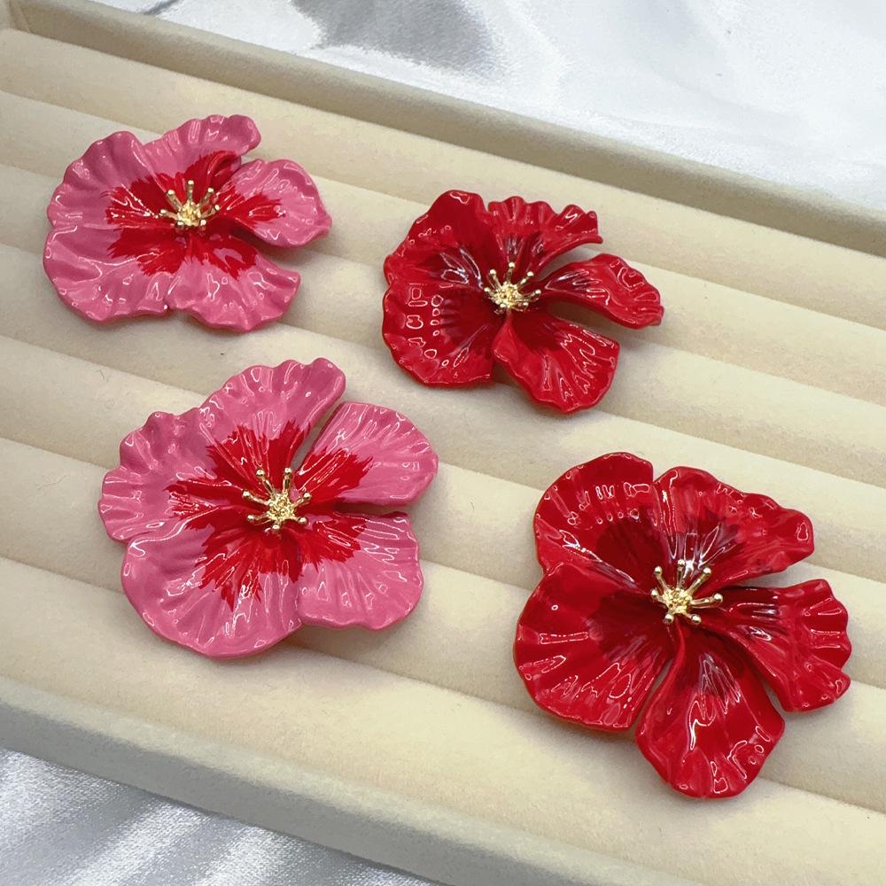 2025 Retro Red Petal Earrings: Women's High-End, Versatile Ear Studs