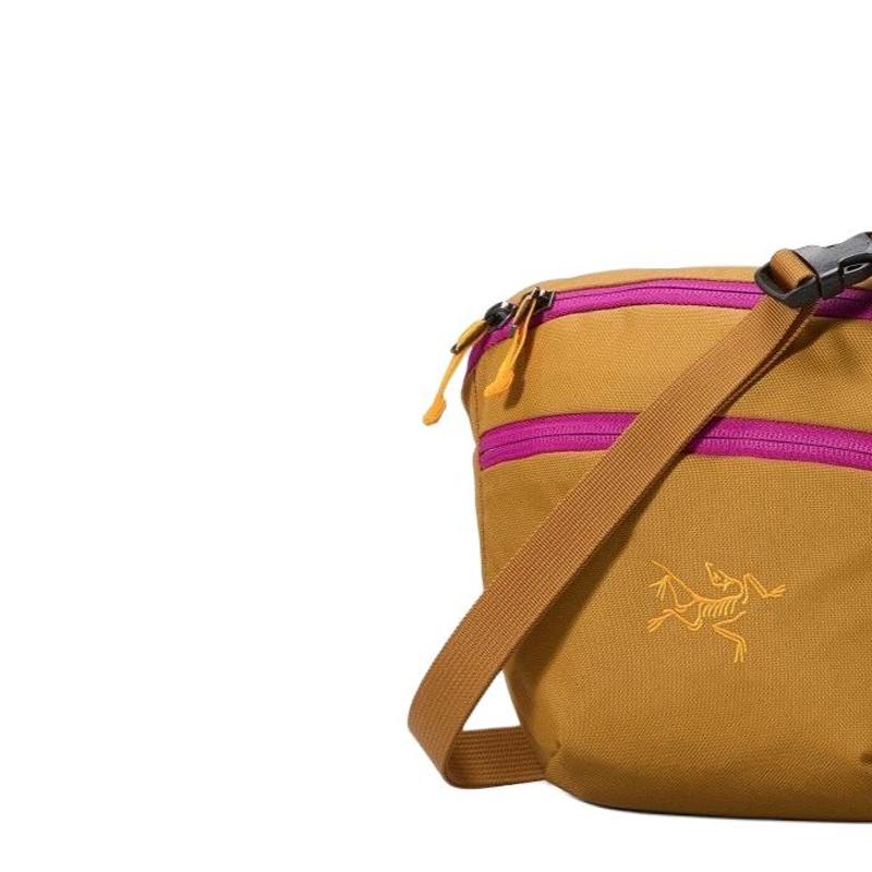 Arcteryx 2.5L Mantis Brand Logo Zipper Shoulder Crossbody Waist Outdoor Bag Unisex bags Brown X000008973