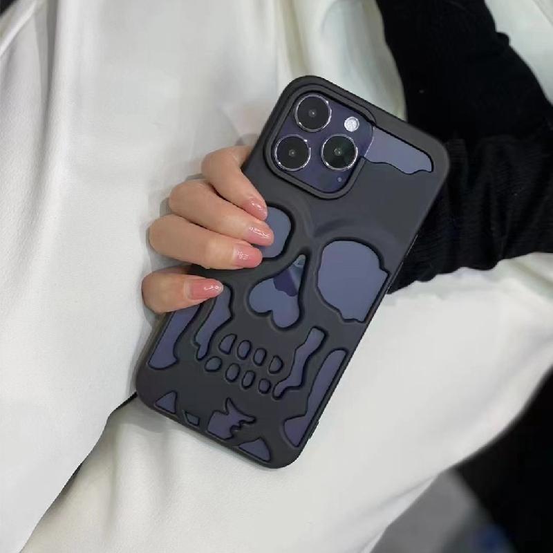 Cool Hollow 3D Skull Phone Case for iPhone 16 15 14 Plus 13 12 11 Pro Max Plating Gothic Skeleton Design Shockproof Cover