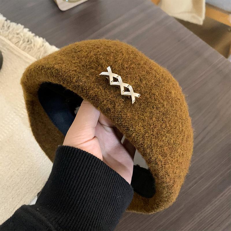 Черный берет женский осенне-зимний универсальный шерстяной теплый для лица маленькая шляпа большой обхват головы бутон шляпа художника