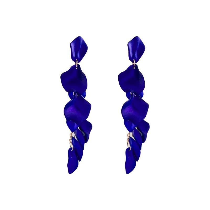 Длинные стальные серьги в форме лепестков роз: Шикарный, стройнящий дизайн с европейским и американским колоритом