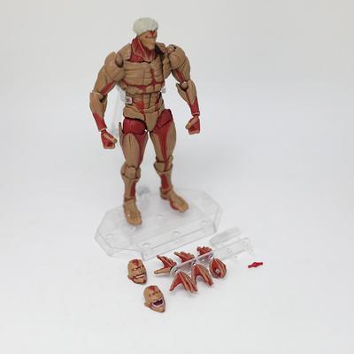 Kaiyodo Revoltech Amazing Yamaguchi: Фигурка Бронированного Титана из Атаки Титанов.