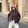 Новые зимние модели, женская маленькая одежда на хлопковом наполнителе, короткая легкая и тонкая теплая одежда на хлопковом наполнителе, комбинированные куртки на хлопковом наполнителе