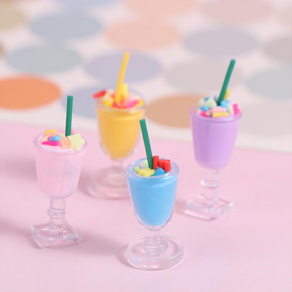 8Pcs/set Mini Ice Cream Figurines Cute Ice Cream Miniature Food Toys Model Photo Props
