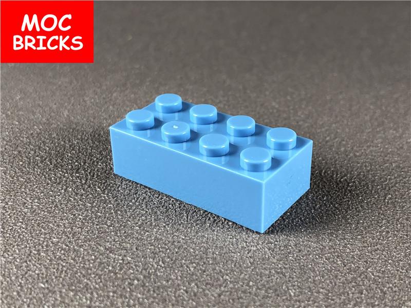 100 шт./лот Детали MOC Разноцветные белый красный черный Кирпичик 2x4 3001 Городская модель Образовательные строительные блоки игрушки подарок детям