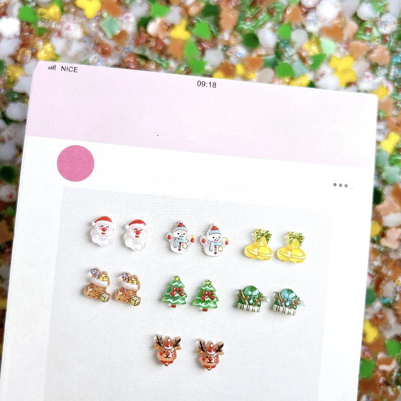 30Pcs Adorable Snowman Santa Claus Resin Nail Charms Cartoon Creative Colorful Christmas Series Nail Art Decorations Diy Nails