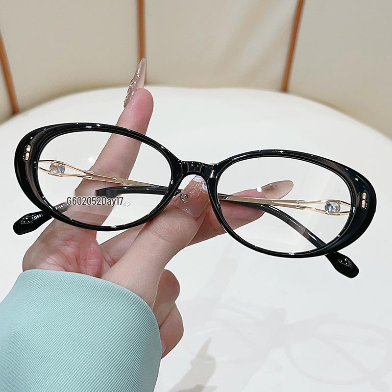 Ретро Металлические Очки для Миопии Cat Eye Маленькие Овальные TR90 - Универсальные Прозрачные Оправы для Женщин