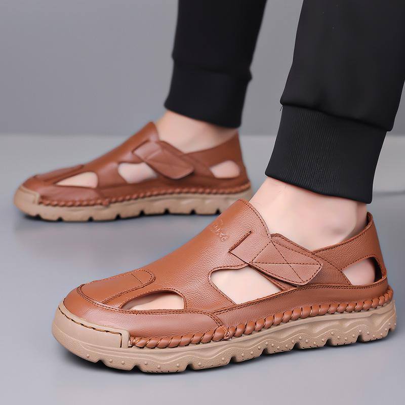 Fashion 2025 Men's Leather Sandals Breathable Soft Sole Flats Comfortable Outdoor Walking Shoes Men Summer Casual Slip-on Beach Loafers