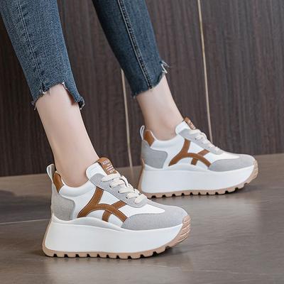Женские кроссовки на толстой подошве высотой 8 см, популярные, универсальные спортивные маленькие белые кроссовки из мягкой кожи для женщин на осень и в
