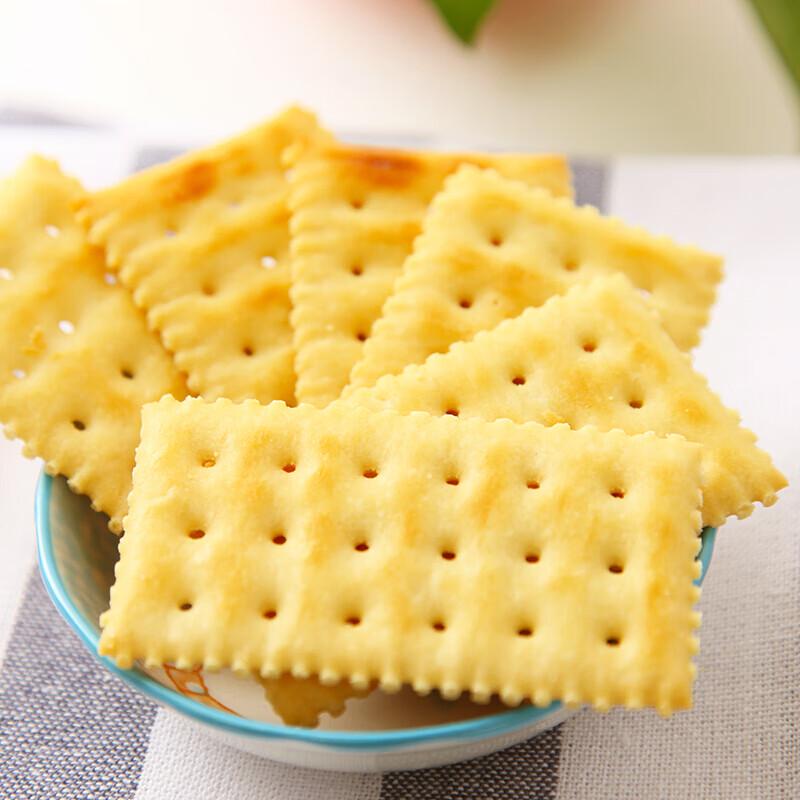 Aji Milk Salt Soda Crackers