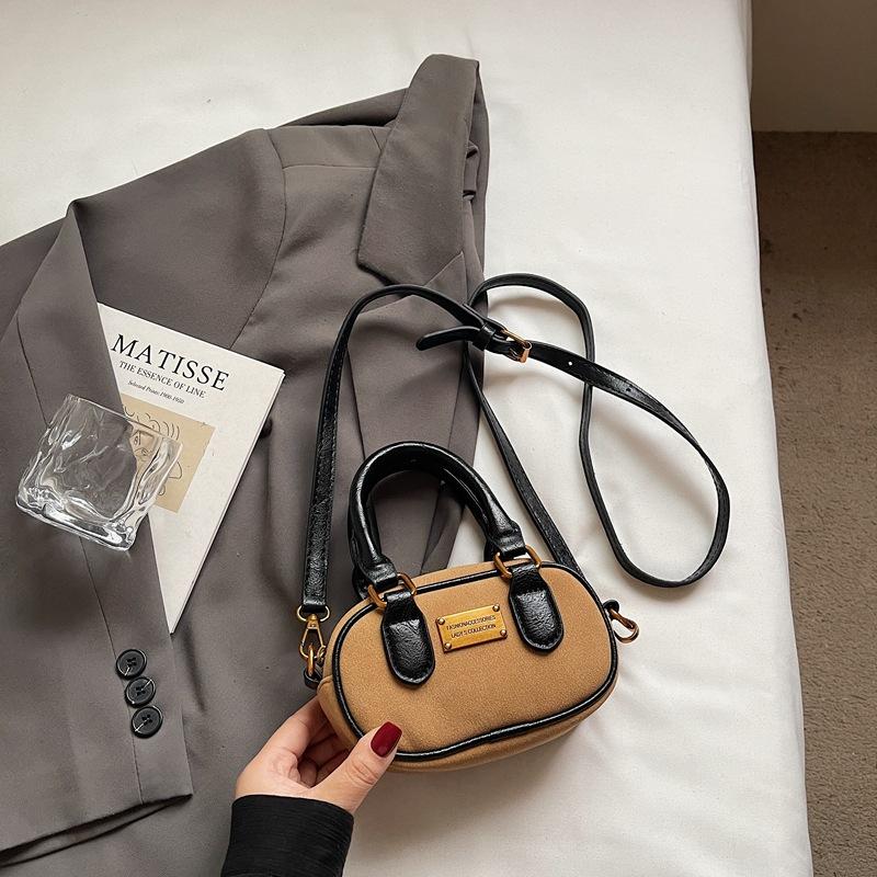 Ретро матовая маленькая сумка женская 2025 новая мода универсальная сумка-мессенджер осень-зима популярная сумочка маленькая квадратная сумка