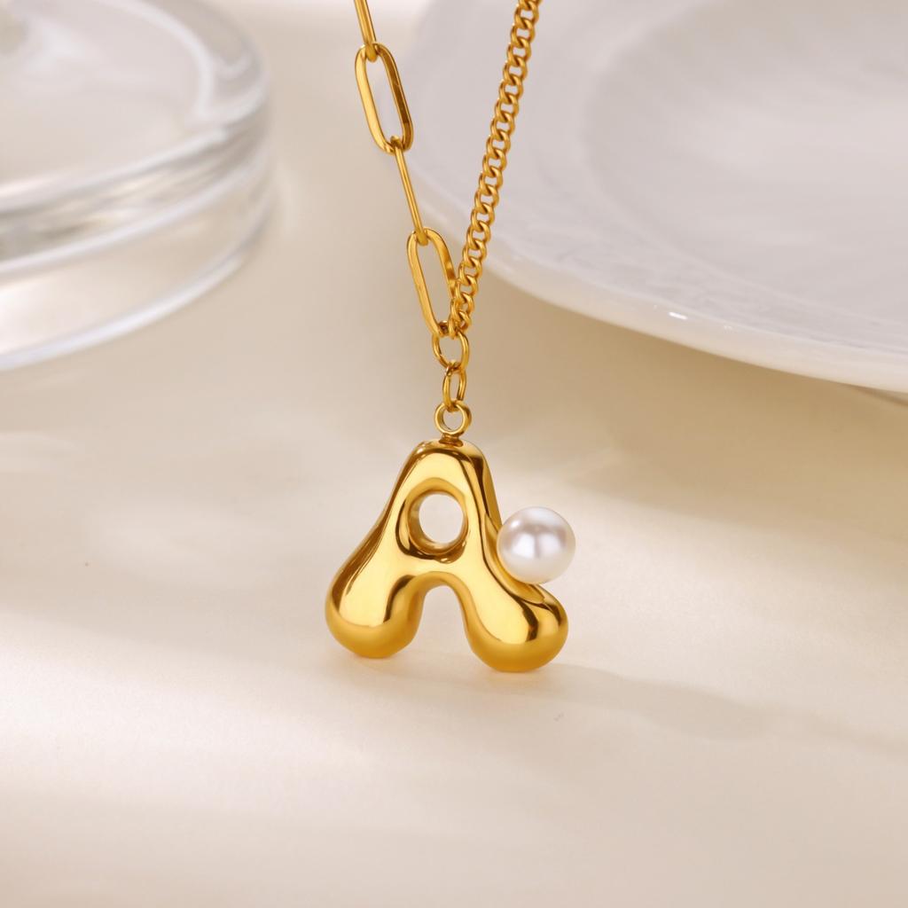 Hot-selling New English Letter Necklace Bubble Font Pendant Gold Pendant Glossy Collarbone Chain