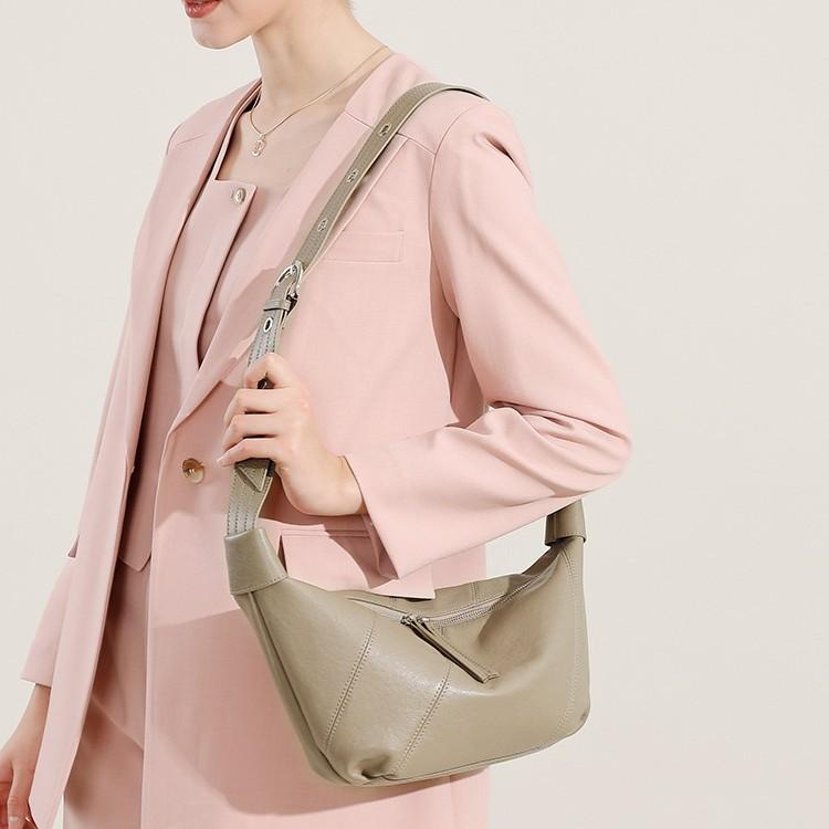 The First Layer Of Cowhide, Winter Genuine Leather, Light Luxury, High-End Fashion, Single Shoulder Crossbody Underarm Bag Woman