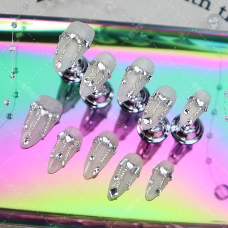 Press-On Nails Retro Chinese Style Acrylic Nail Tips With Rhinestone Beads Chain Decor
