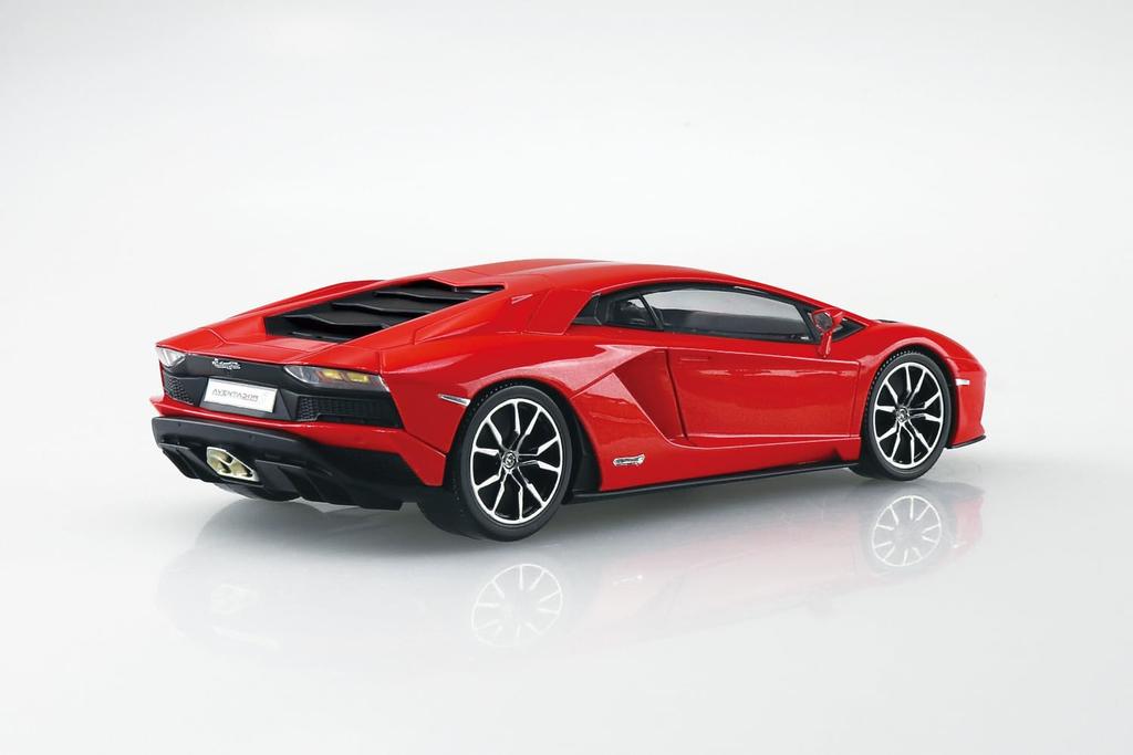 Aoshima Bunka Kyozai Scale Rakupla Snap Kit Lamborghini Aventador S Pearl Red Plastic Model Kit 1/32 No.07-PR Pre-Colored (Automobile)