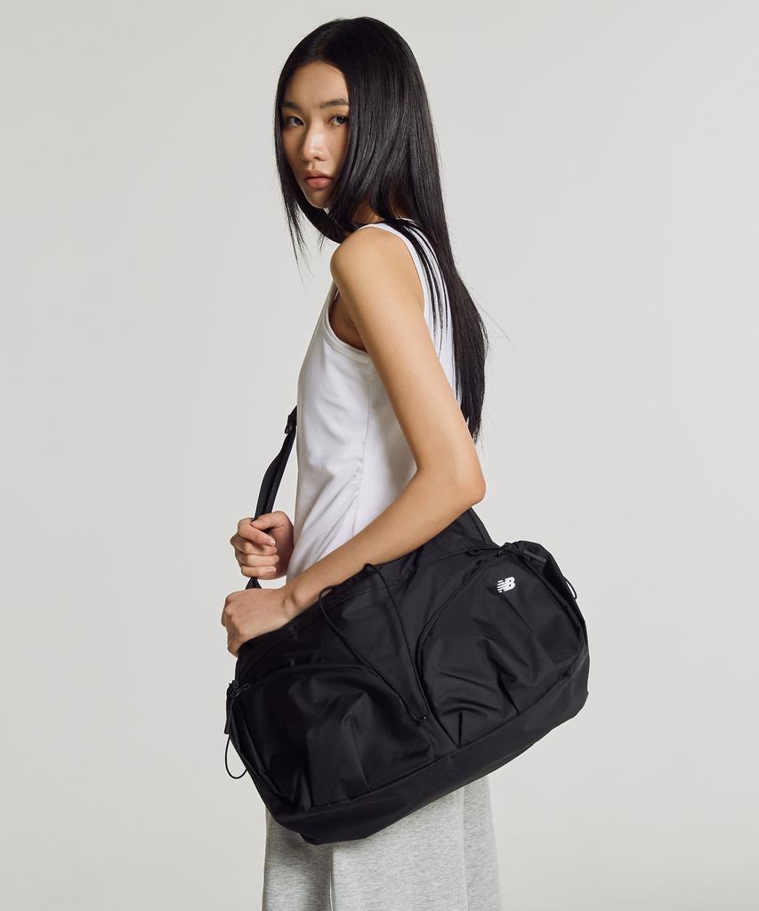 New Balance Nbgcgsw109 / Сумка-хобо Nobon для спортзала (черный)