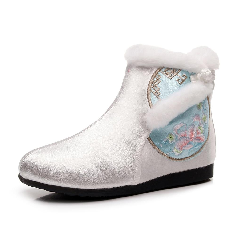 2024 Winter Ethnic Style Embroidered Boots Flat-soled Old Beijing Cloth Shoes Non-slip and Wear-resistant Jelly Soles Autumn New Single Boots