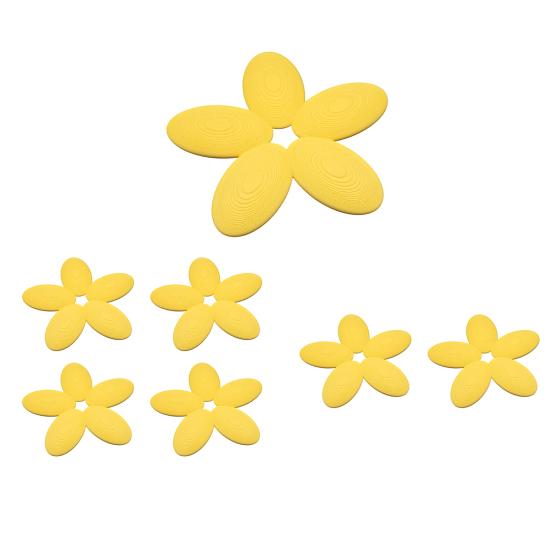 Bee Watering Station Flower Shape Floating Butterfly Waterer Garden Bee Insect Drinking Fountain for Thirsty Pollinator Feeding Bathing